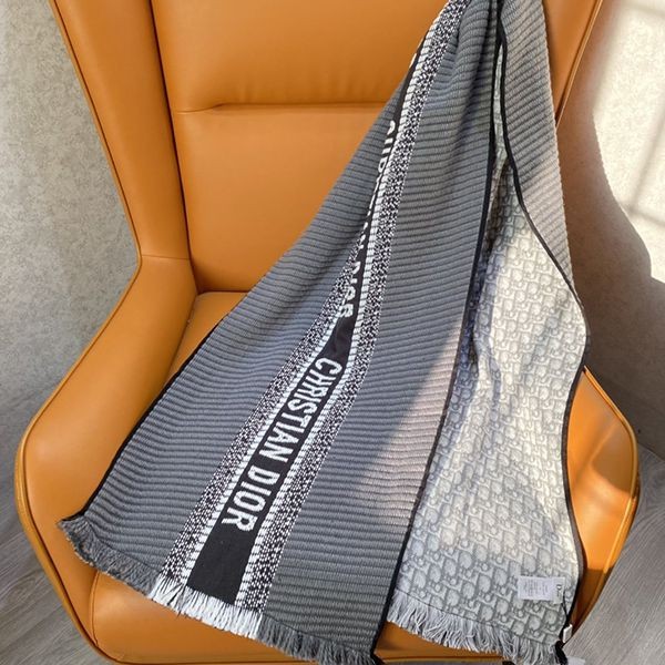 Warm? Dior ★ Oblique scarf, imitation wool & silk 14CDO301I985