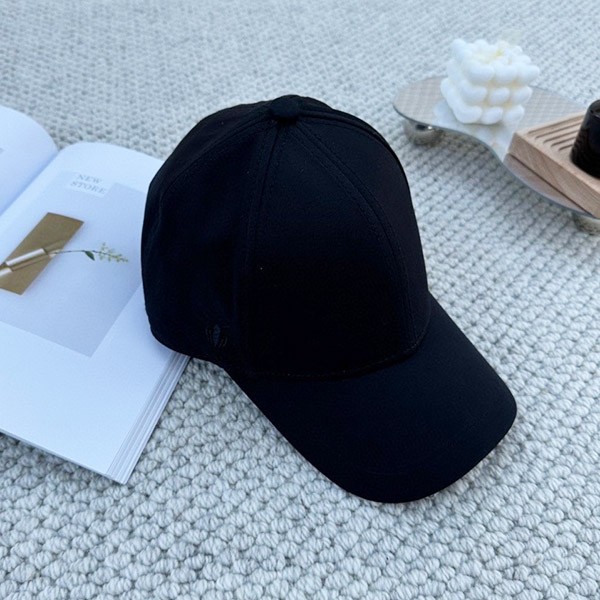 Dior replica baseball cap with embroidered logo det56820