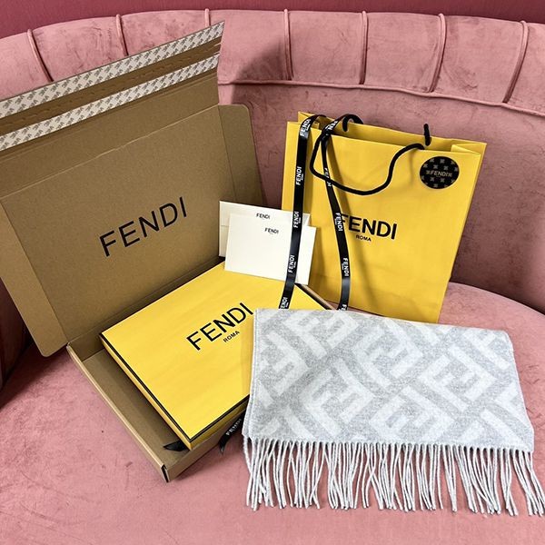 [Fendi] FF scarf fake long cashmere fringe FF jacquard fej79181