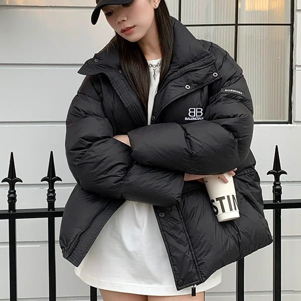 Perfect gift Balenciaga C-shape puffer jacket replica bag87657 Perfect gift Balenciaga C-shape puffer jacket replica bag87657