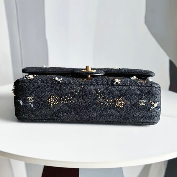 Super low price! Replica Chanel Classic Small Handbag shg45948
