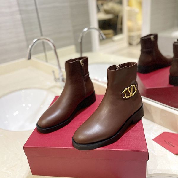 Express Shipping Valentino Signature Chelsea Boots Vuc97596 Express Shipping Valentino Signature Chelsea Boots Vuc97596