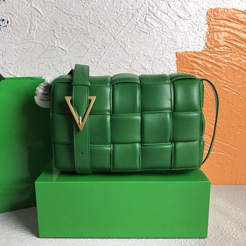 Bottega Veneta Replica Padded Cassette Shoulder Bag Green boz19602 Bottega Veneta Replica Padded Cassette Shoulder Bag Green boz19602