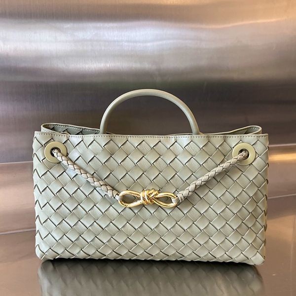 Rapidly rising in popularity [Bottega Veneta] Small Andiamo bag replica bon42523