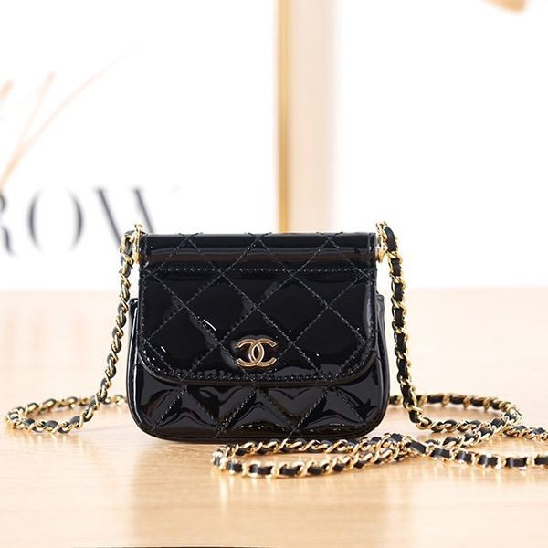 I definitely want it! Cute? Chanel Mini Flip Bag Replica AP3124 I definitely want it! Cute? Chanel Mini Flip Bag Replica AP3124