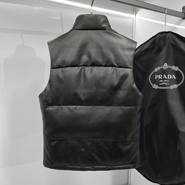 Super low price! Prada replica cashmere short down vest leather pum72430