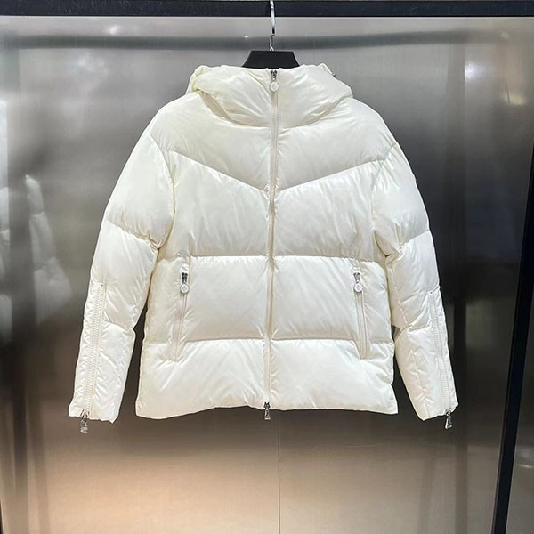 Free shipping Moncler light down jacket copy moa09711 Free shipping Moncler light down jacket copy moa09711