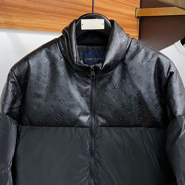 Louis Vuitton Monogram Down Jacket Replica vuj76341