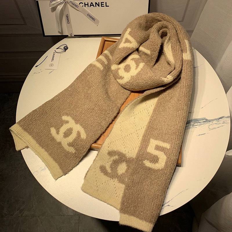 Love at first sight? Fake Chanel logo cashmere scarf stole that matches with knitwear shj55683 Love at first sight? Fake Chanel logo cashmere scarf stole that matches with knitwear shj55683