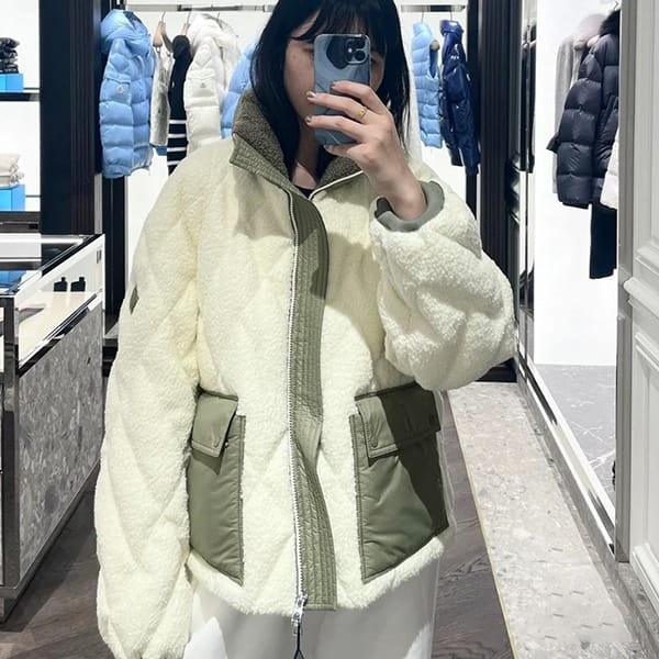 The latest and most fashionable Lemonclair fake Jonquil short down jacket I20931A001 765976B04B The latest and most fashionable Lemonclair fake Jonquil short down jacket I20931A001 765976B04B