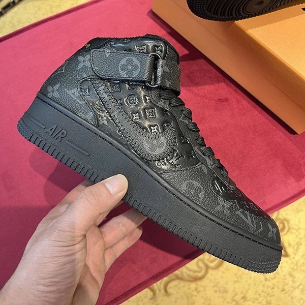 Popular all over the world? Nike x Louis Vuitton x Off-White replica collaboration high-top sneakers vuz01211