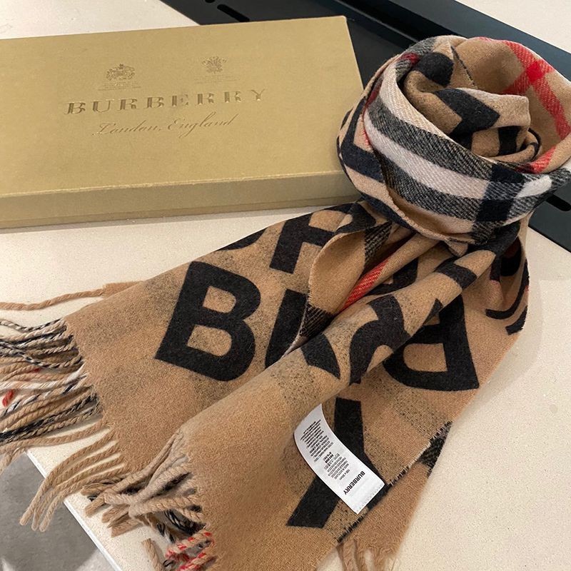 New Burberry Reversible Check Cashmere Scarf on Sale - Replica Bah63945 New Burberry Reversible Check Cashmere Scarf on Sale - Replica Bah63945