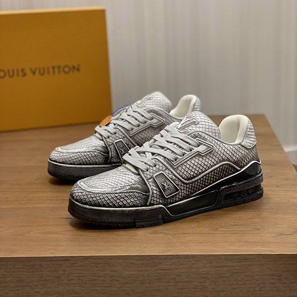 New design Louis Vuitton sneakers LV trainers fake vub51848