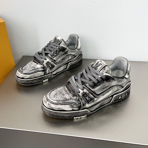 Free shipping Louis Vuitton sneakers LV trainers fake vuc03737