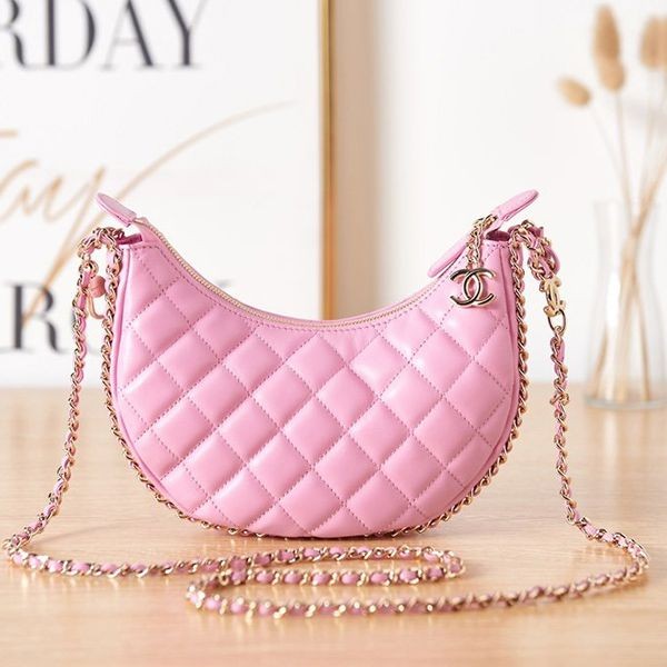 [23AW New] Chanel Small Hobo Bag Replica AS3917 shq27851