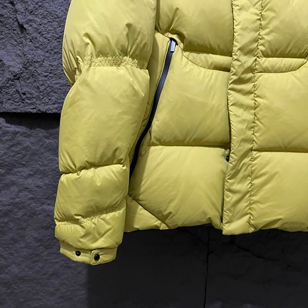 Free shipping Moncler Jarama Men's Down Jacket Replica mop71443