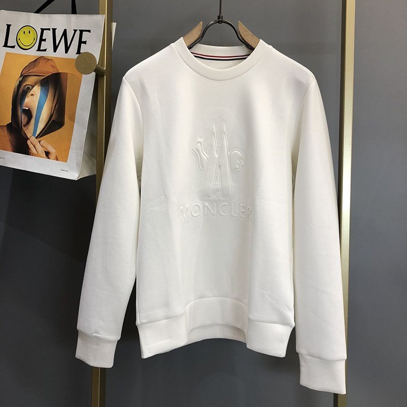 Rare Moncler replica embossed logo sweatshirt in 2 colors moh18221 Rare Moncler replica embossed logo sweatshirt in 2 colors moh18221