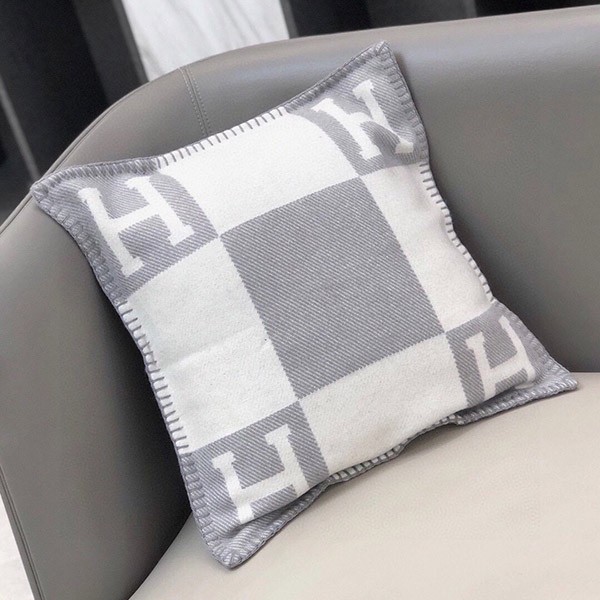 [Very Popular!] Hermes Avalon Cushion Replica Small 50x50 ers25653