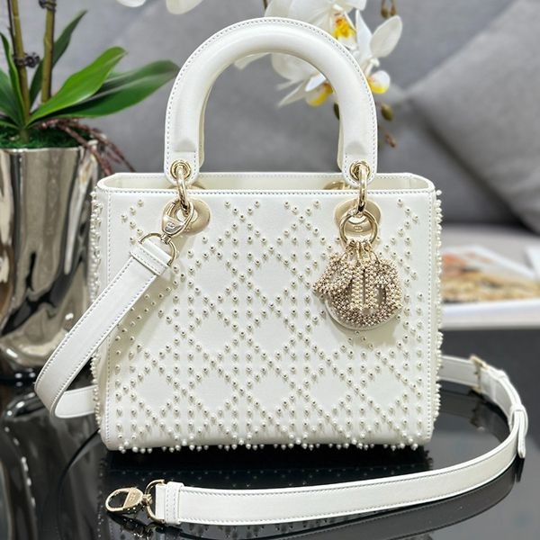 23FW New Pearl Stitch Lady Dior Bag Replica M0565