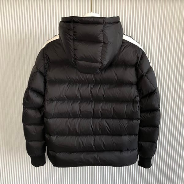 Attention ★ Moncler Down Jacket Short Replica mop77247