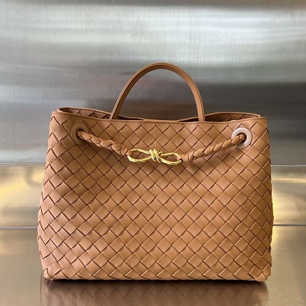 Bottega Veneta Andiamo handbag replica 743572