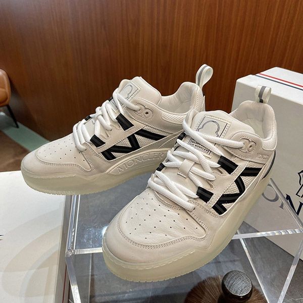 Moncler Pivot Low Top Sneakers Replica mod99453 Moncler Pivot Low Top Sneakers Replica mod99453