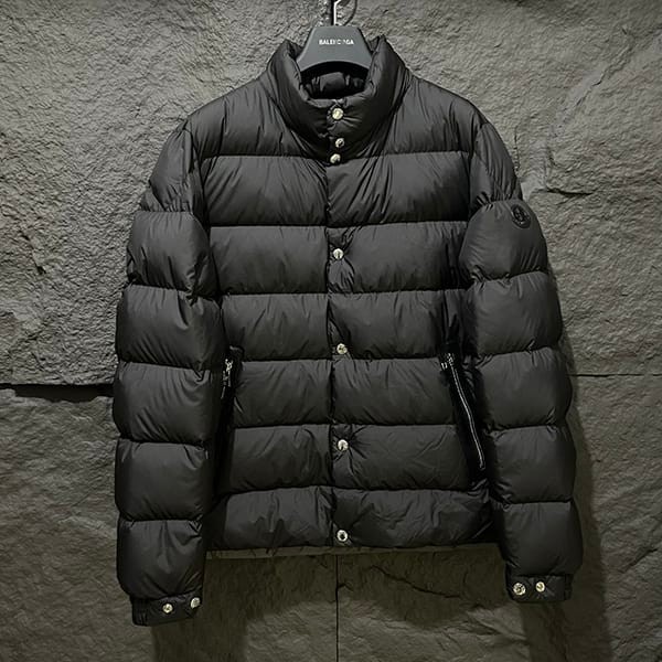 ★Japan!! Popular! Moncler quilted down jacket replica mod35361 ★Japan!! Popular! Moncler quilted down jacket replica mod35361