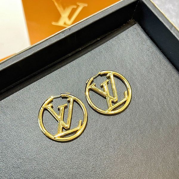 First come, first served? Louis Vuitton earrings replica vuw38058 First come, first served? Louis Vuitton earrings replica vuw38058