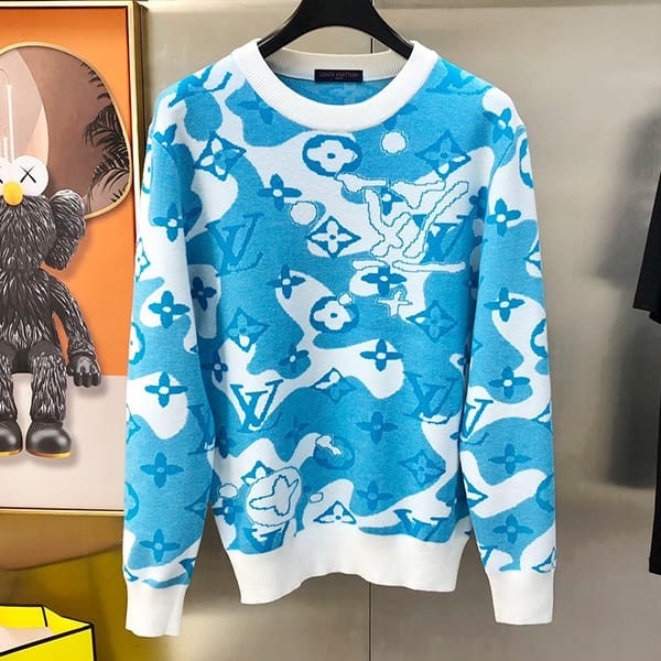 ★Popular in Japan! Fake Louis Vuitton Bandana Sweatshirt vuy76499