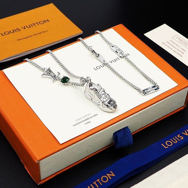 ☆Super popular☆Louis Vuitton TRAINER STRASS necklace copy vun54004