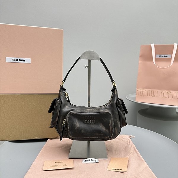 Very popular!! New color Miu Miu body bag fake underbag myd61661 Very popular!! New color Miu Miu body bag fake underbag myd61661