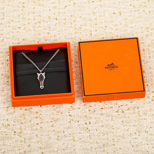 Hermes Destrier Horse Necklace Fake Pendant erq59637