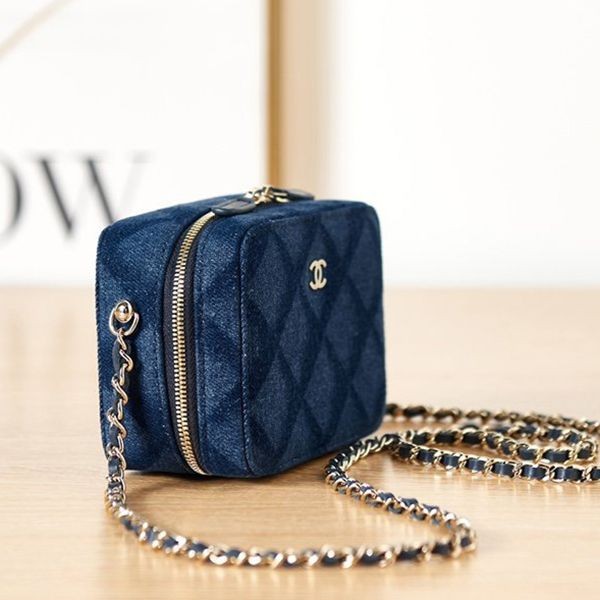 New color ☆ Rare Chanel Mini Shoulder Bag Replica sht36101