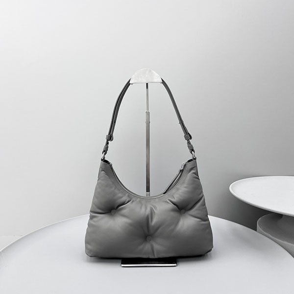Margiela Glam Slam Fake Hobo Small Mab01437