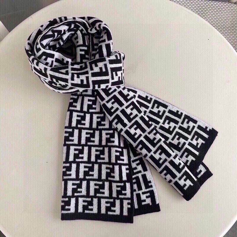 Eye-catching color Fendi scarf fake scarf wool intarsia tassel fel28944