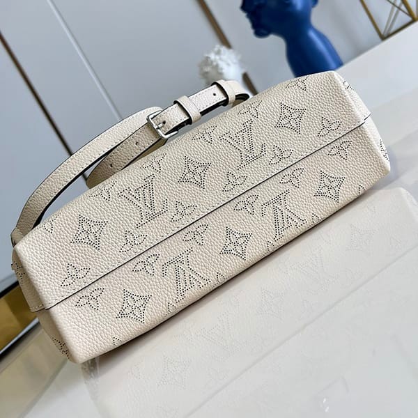 A nice Louis Vuitton Why Not PM bag replica M20703