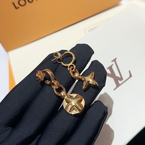 Louis Vuitton Blooming Earrings Replica vub14873 Louis Vuitton Blooming Earrings Replica vub14873