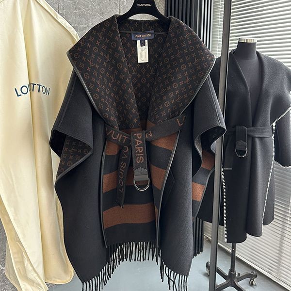 ☆Super popular? Sold out for sure☆Louis Vuitton Cape Hoodie Coat Replica 1A83TK ☆Super popular? Sold out for sure☆Louis Vuitton Cape Hoodie Coat Replica 1A83TK