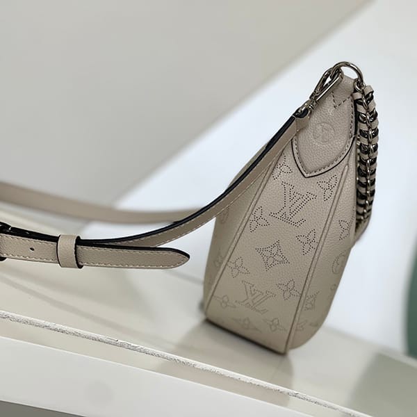 Recommended Louis Vuitton Baia MM Handbag Replica M22822