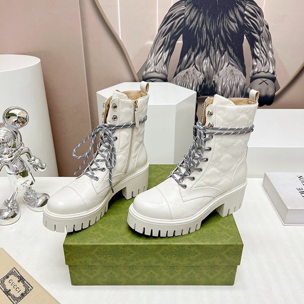 Gucci GG Matelasse Monogram Leather Up Boots Replica gul32627