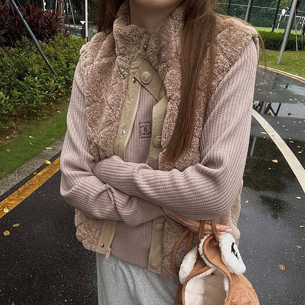 Chanel fluffy vest replica shg08122