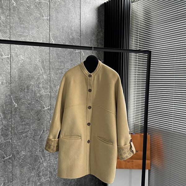 New limited edition Louis Vuitton boxy button-up coat beige replica 1AB9BK