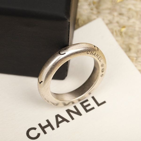 Hard to find! Vintage Chanel ring replica shd62168