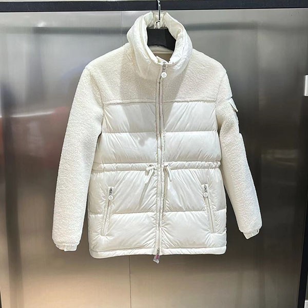 Moncler Replica Escaut Nylon Shearling Down with Patch Pockets M3308034 Moncler Replica Escaut Nylon Shearling Down with Patch Pockets M3308034