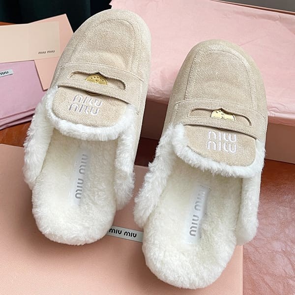 Competitive Miu Miu replica suede boa calfskin shearling shoes myd87751 Competitive Miu Miu replica suede boa calfskin shearling shoes myd87751