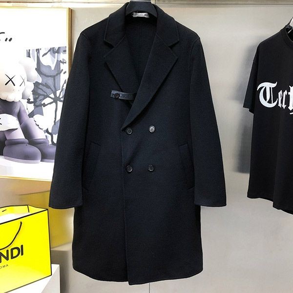 Latest and stylish Dior cropped peacoat in black deq51122