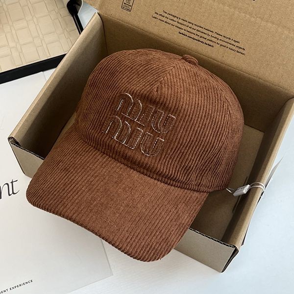 Perfect gift? Miu Miu baseball cap, cheap myg79570