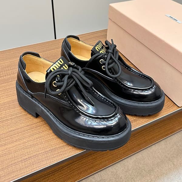 Love at first sight? Miu Miu fake loafers platform lace-up shoes myw59217 Love at first sight? Miu Miu fake loafers platform lace-up shoes myw59217