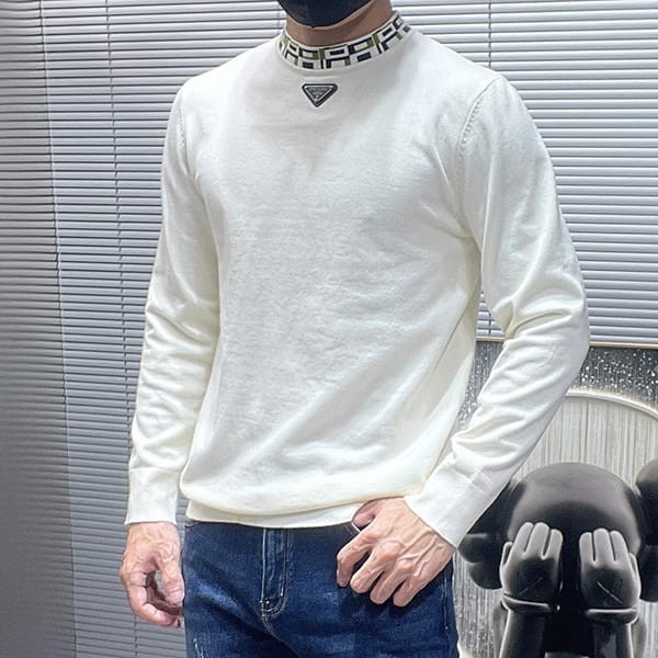 Immediate shipping Prada superfine wool crew neck sweater replica puh44146 Immediate shipping Prada superfine wool crew neck sweater replica puh44146