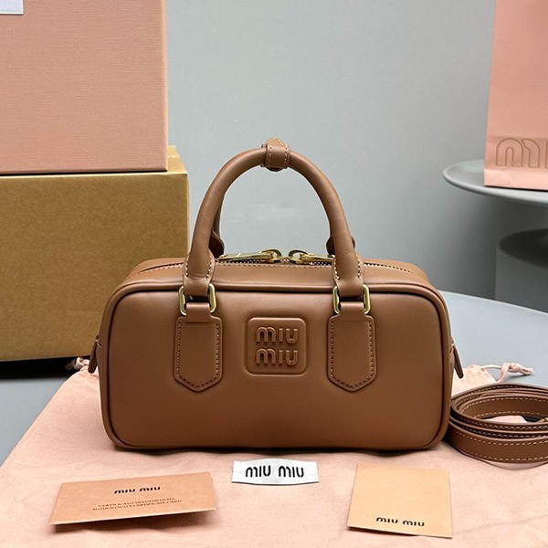 Sold out and popular ☆ Elegant Miu Miu leather top handbag copy myg82936 Sold out and popular ☆ Elegant Miu Miu leather top handbag copy myg82936